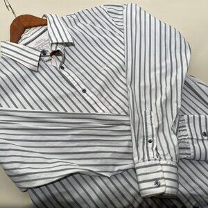 American Eagle Men's Vintage Fit Striped Button Down Shirt